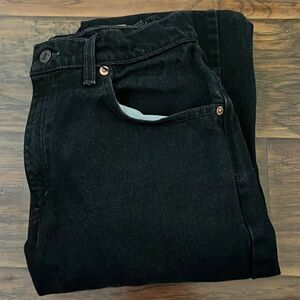Vintage Levi’s 550 Relaxed Fit Tapered Leg Black Jeans